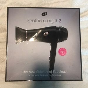 T3 Featherweight 2 hair dryer